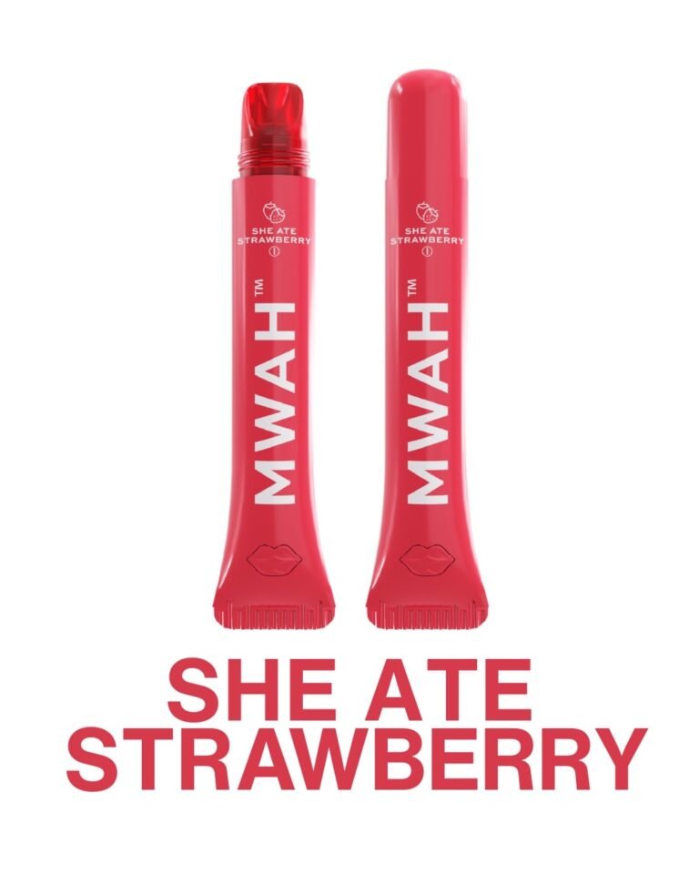 Mwah She Ate Strawberry
